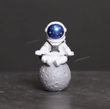 4 pcs Astronaut Figure Statue Figurine Spaceman Sculpture Educational Toy Desktop Home Decoration Astronaut Model For Kids Gift